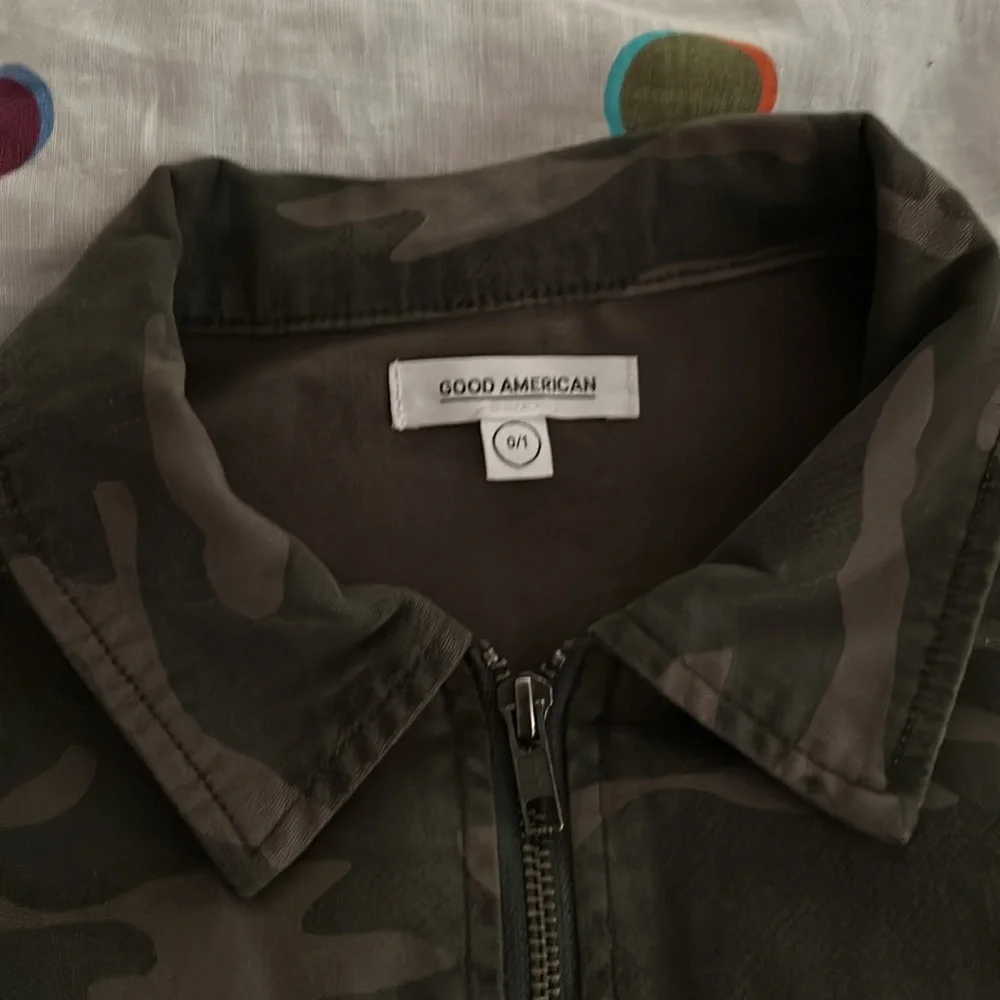 Good American Jacket - Picture 2 of 5